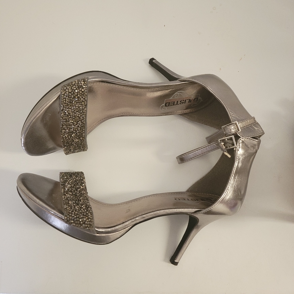 Shoes 9.5 M